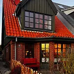 Ferienhaus Hafenhaus - Nah Am Wasser Gebaut! *